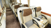 ケイエム観光バス株式会社 定員10名の最高品質のラグジュアリーバス「YuGa」導入