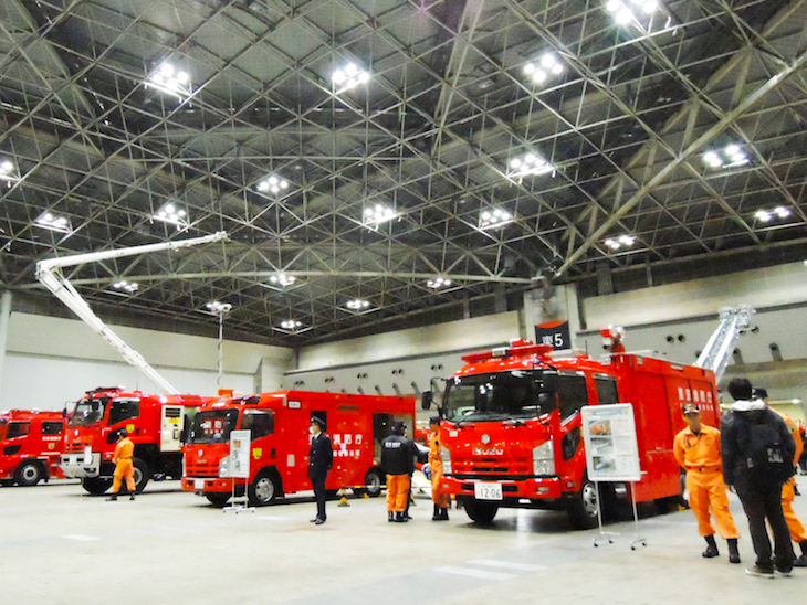 東京消防出初式屋内展示での応急救護体験